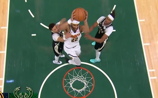 开云注册入口-势如破竹！纳吉反击切入接球双手暴扣打停雄鹿